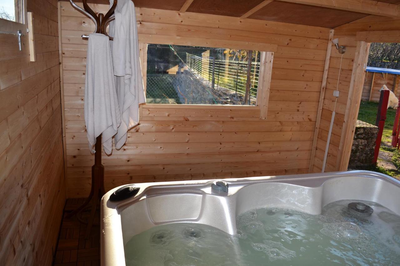 La Follye Mancey Bed & Breakfast Екстериор снимка
