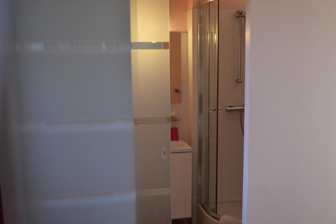 La Follye Mancey Bed & Breakfast Екстериор снимка